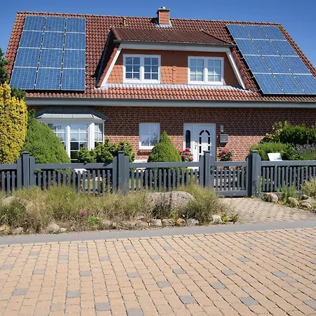 Apartment Haus Behrens 1 *